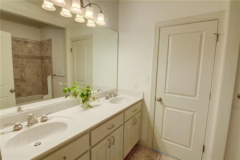 1764 Defoor Avenue Nw, Atlanta, Georgia 30318, 4 Bedrooms Bedrooms, ,3 BathroomsBathrooms,Residential,For Sale,1764 Defoor Avenue Nw,7656250