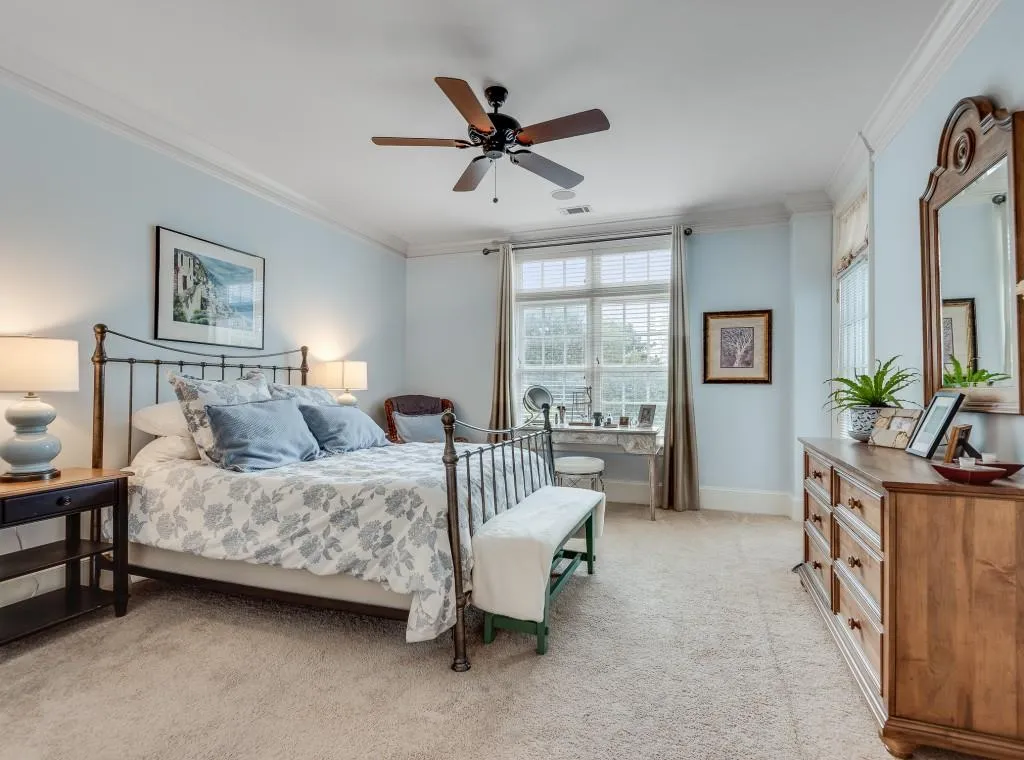 77 Peachtree Place Ne Unit 409, Atlanta, Georgia 30309, 2 Bedrooms Bedrooms, ,2 BathroomsBathrooms,Residential,For Sale,77 Peachtree Place Ne Unit 409,7660275