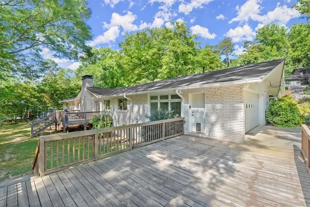5255 Mount Vernon Parkway Nw, Atlanta, Georgia 30327, 5 Bedrooms Bedrooms, ,3 BathroomsBathrooms,Residential,Sold,5255 Mount Vernon Parkway Nw,7411771