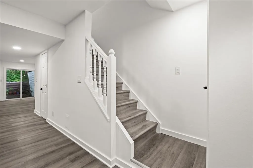 512 Northridge Crossing Drive, Atlanta, Georgia 30350, 2 Bedrooms Bedrooms, ,2 BathroomsBathrooms,Residential,Sold,512 Northridge Crossing Drive,7248745