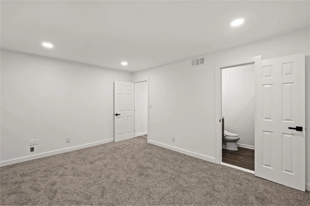 512 Northridge Crossing Drive, Atlanta, Georgia 30350, 2 Bedrooms Bedrooms, ,2 BathroomsBathrooms,Residential,Sold,512 Northridge Crossing Drive,7248745