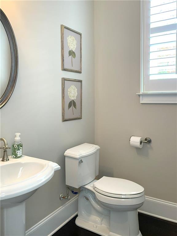 6653 Cadence Boulevard, Sandy Springs, Georgia 30328, 4 Bedrooms Bedrooms, ,4 BathroomsBathrooms,Residential,Sold,6653 Cadence Boulevard,7340082