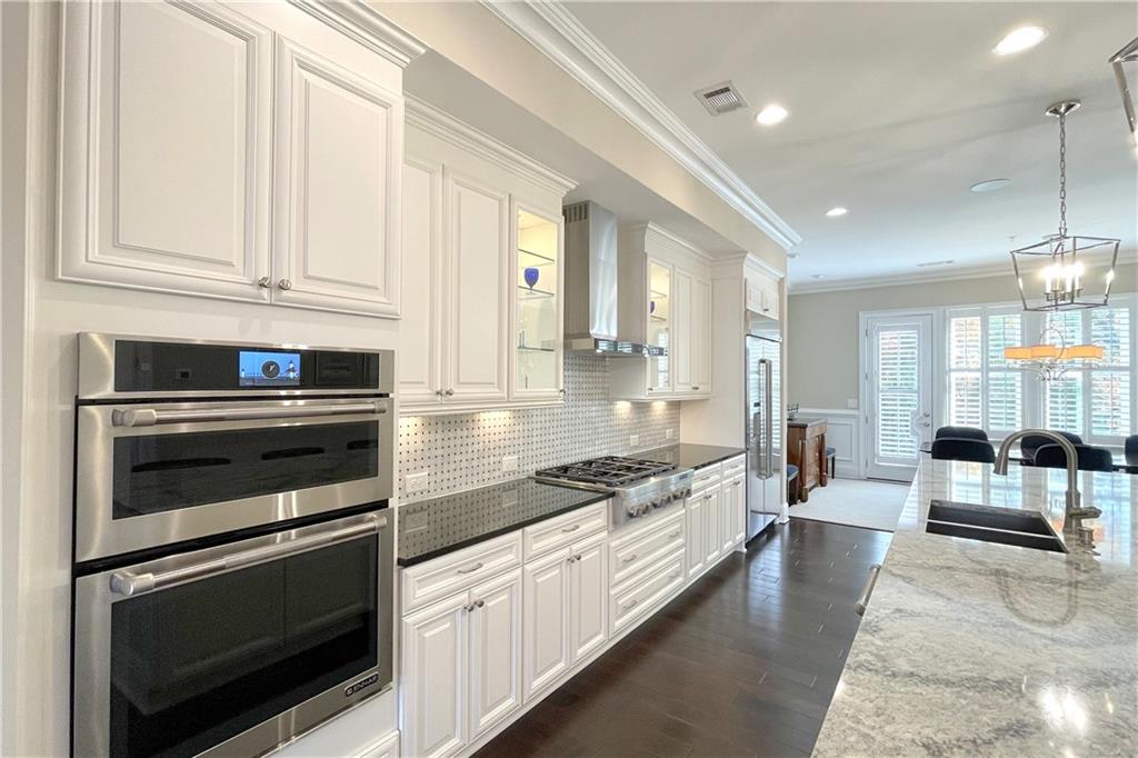 6653 Cadence Boulevard, Sandy Springs, Georgia 30328, 4 Bedrooms Bedrooms, ,4 BathroomsBathrooms,Residential,Sold,6653 Cadence Boulevard,7340082