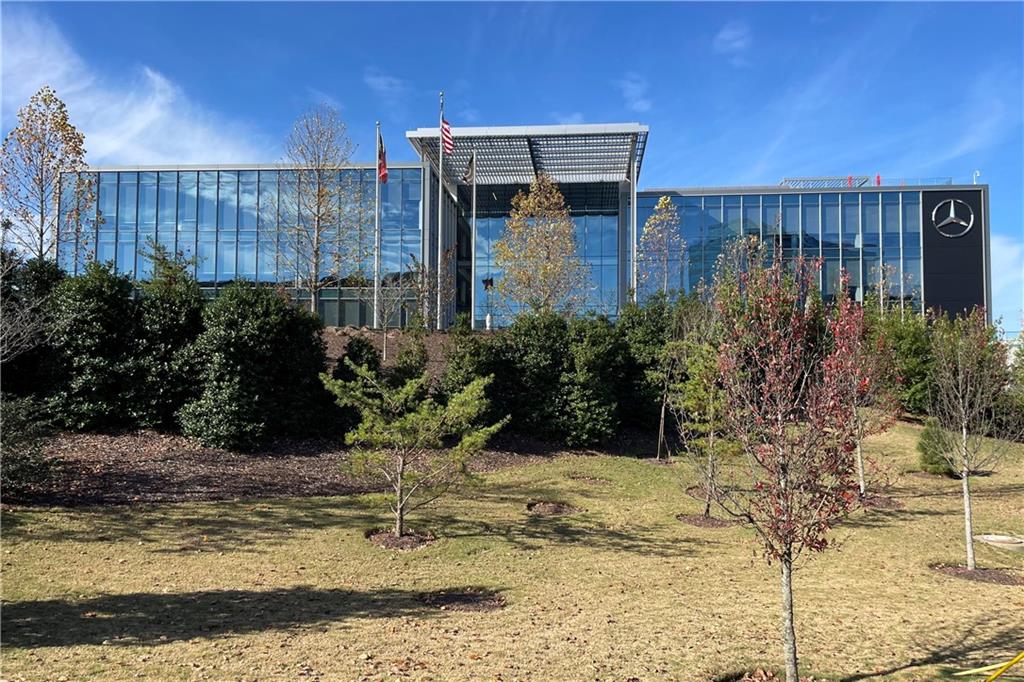 6653 Cadence Boulevard, Sandy Springs, Georgia 30328, 4 Bedrooms Bedrooms, ,4 BathroomsBathrooms,Residential,Sold,6653 Cadence Boulevard,7340082