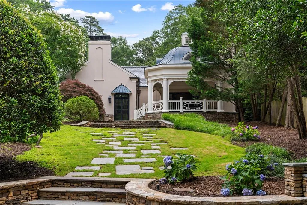 3212 Arden Road Nw, Atlanta, Georgia 30305, 4 Bedrooms Bedrooms, ,3 BathroomsBathrooms,Residential,For Sale,3212 Arden Road Nw,7573854