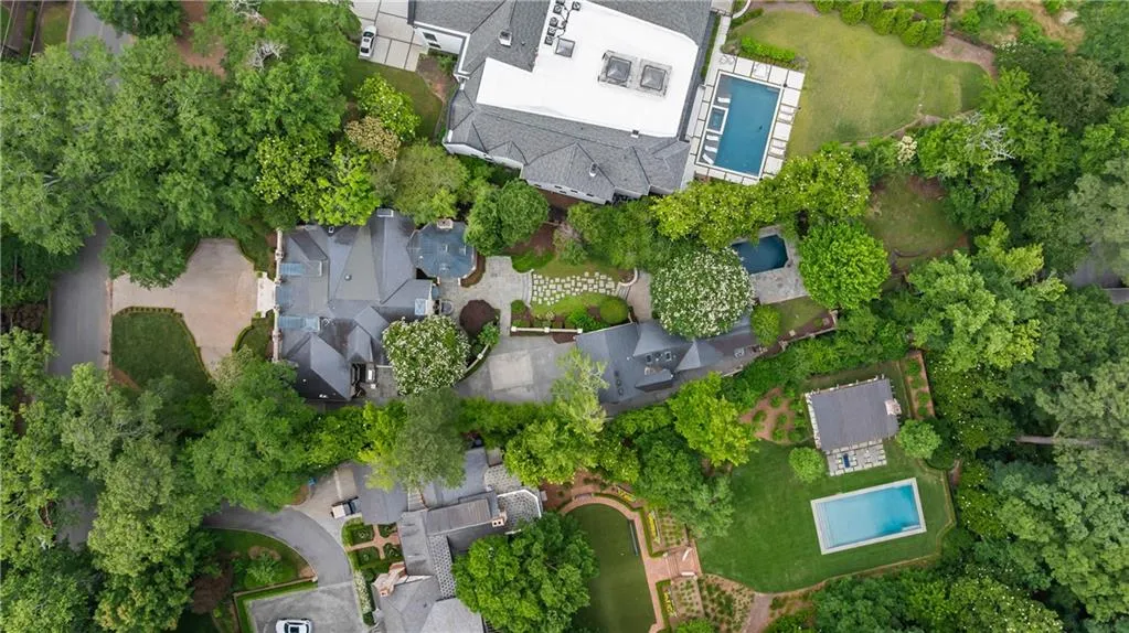 3212 Arden Road Nw, Atlanta, Georgia 30305, 4 Bedrooms Bedrooms, ,3 BathroomsBathrooms,Residential,For Sale,3212 Arden Road Nw,7573854