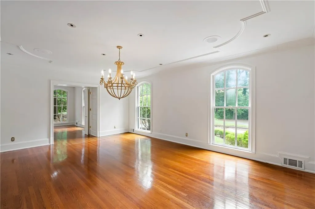 3212 Arden Road Nw, Atlanta, Georgia 30305, 4 Bedrooms Bedrooms, ,3 BathroomsBathrooms,Residential,For Sale,3212 Arden Road Nw,7573854