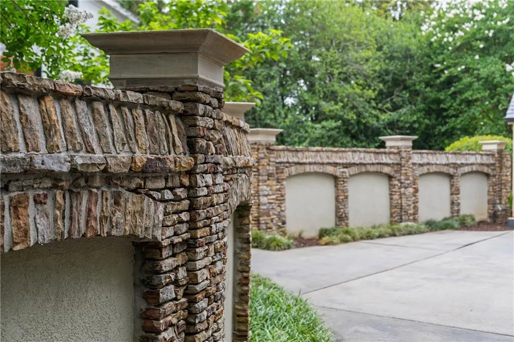 3212 Arden Road Nw, Atlanta, Georgia 30305, 4 Bedrooms Bedrooms, ,3 BathroomsBathrooms,Residential,For Sale,3212 Arden Road Nw,7573854
