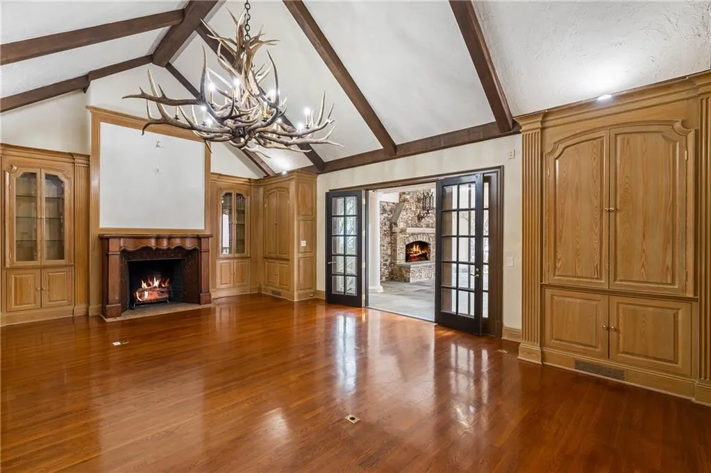 3212 Arden Road Nw, Atlanta, Georgia 30305, 4 Bedrooms Bedrooms, ,3 BathroomsBathrooms,Residential,For Sale,3212 Arden Road Nw,7573854