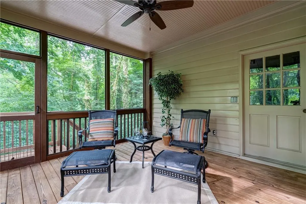 960 Winding Creek Trail, Atlanta, Georgia 30328, 5 Bedrooms Bedrooms, ,5 BathroomsBathrooms,Residential,Sold,960 Winding Creek Trail,6734647