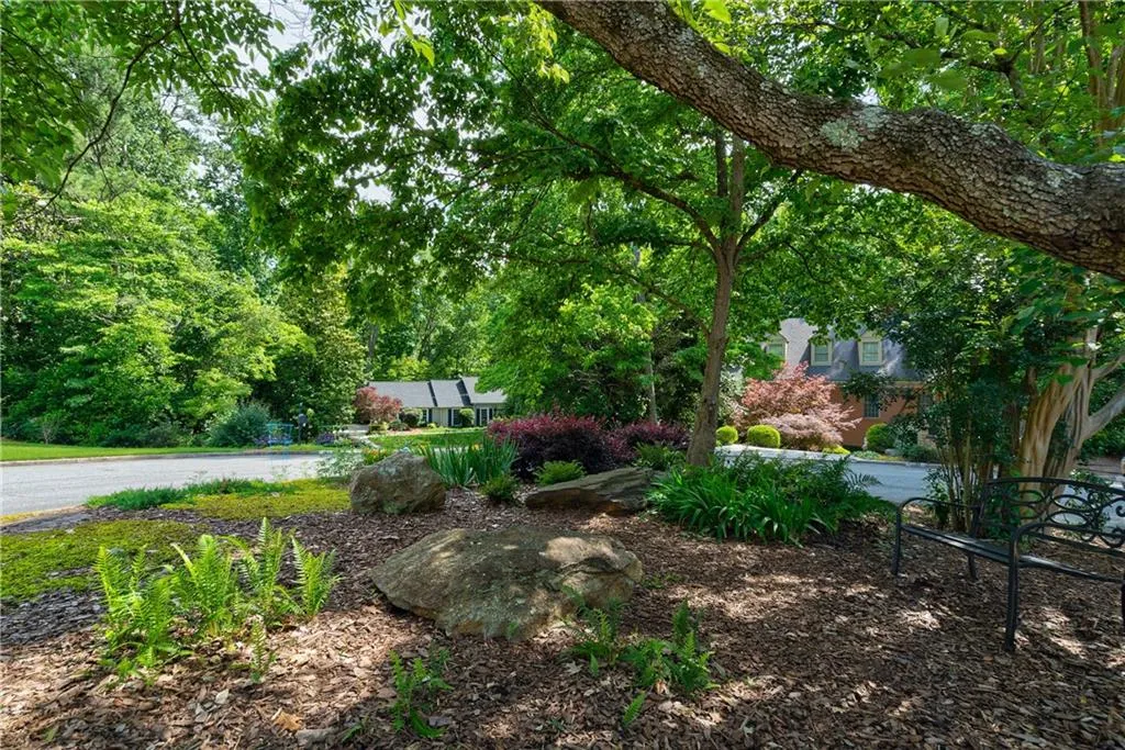 960 Winding Creek Trail, Atlanta, Georgia 30328, 5 Bedrooms Bedrooms, ,5 BathroomsBathrooms,Residential,Sold,960 Winding Creek Trail,6734647