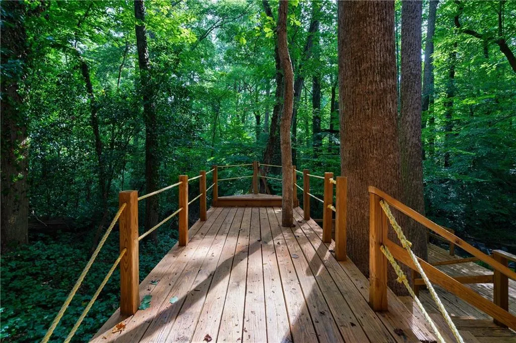 960 Winding Creek Trail, Atlanta, Georgia 30328, 5 Bedrooms Bedrooms, ,5 BathroomsBathrooms,Residential,Sold,960 Winding Creek Trail,6734647