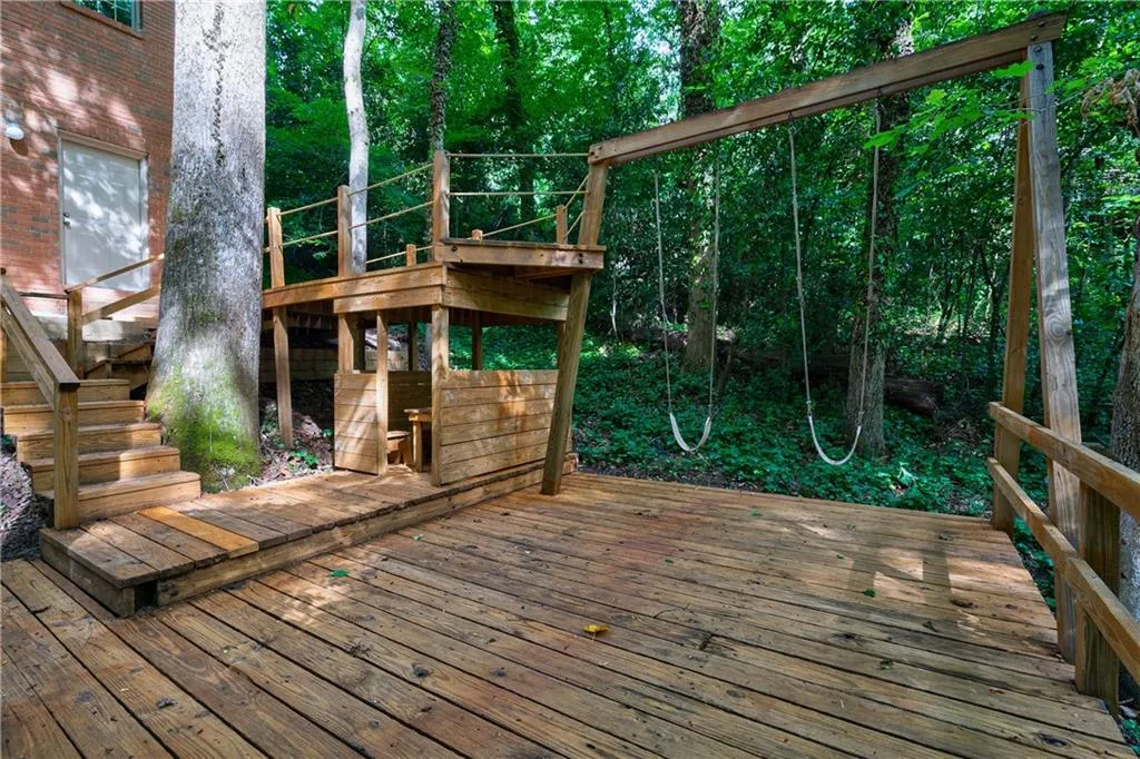 960 Winding Creek Trail, Atlanta, Georgia 30328, 5 Bedrooms Bedrooms, ,5 BathroomsBathrooms,Residential,Sold,960 Winding Creek Trail,6734647