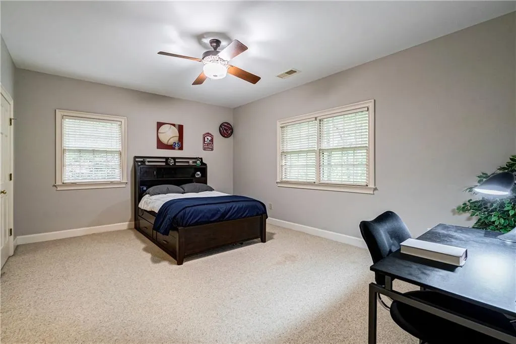 960 Winding Creek Trail, Atlanta, Georgia 30328, 5 Bedrooms Bedrooms, ,5 BathroomsBathrooms,Residential,Sold,960 Winding Creek Trail,6734647