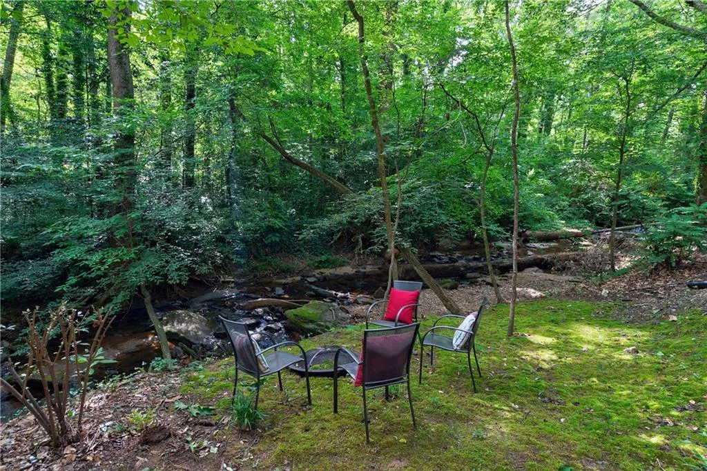 960 Winding Creek Trail, Atlanta, Georgia 30328, 5 Bedrooms Bedrooms, ,5 BathroomsBathrooms,Residential,Sold,960 Winding Creek Trail,6734647