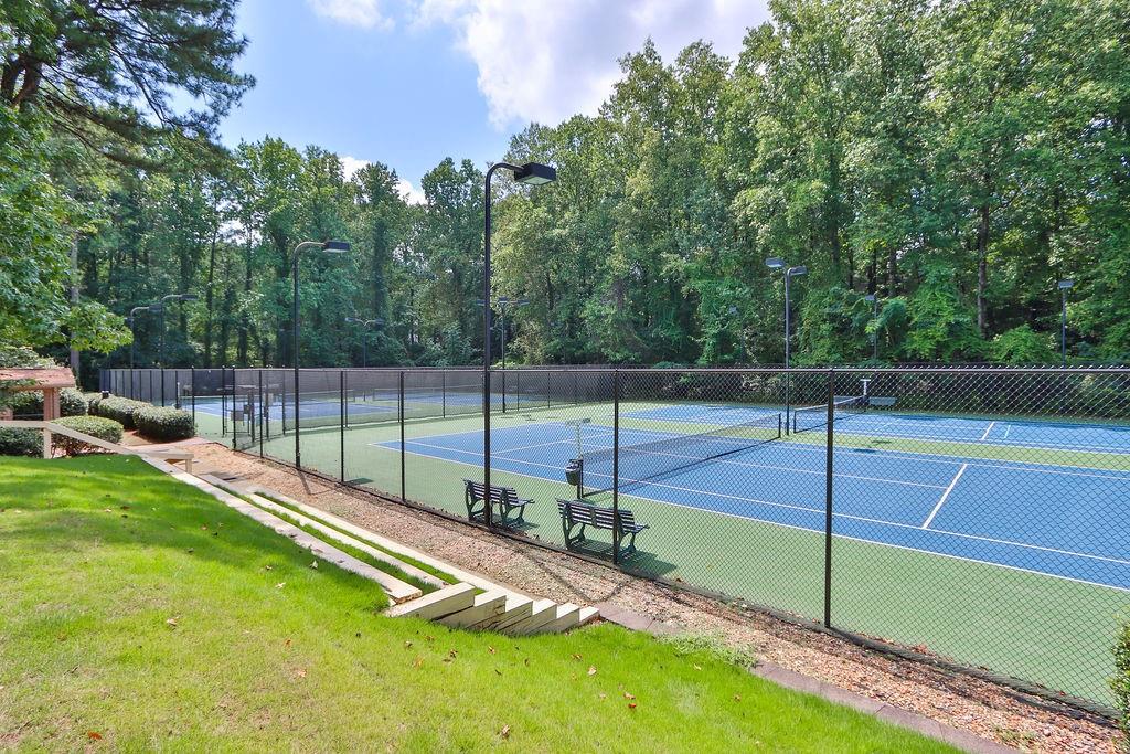 506 Garden Court, Atlanta, Georgia 30328, 3 Bedrooms Bedrooms, ,2 BathroomsBathrooms,Residential,Sold,506 Garden Court,7267627