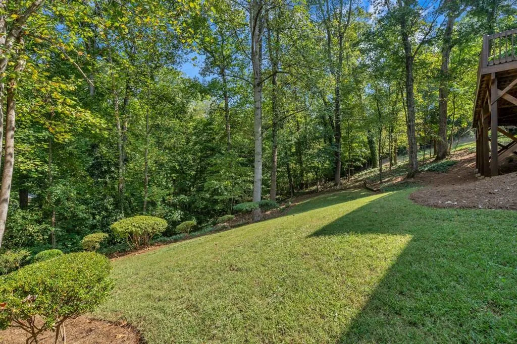 215 River Springs Drive, Sandy Springs, Georgia 30328, 5 Bedrooms Bedrooms, ,3 BathroomsBathrooms,Residential,Sold,215 River Springs Drive,7051248