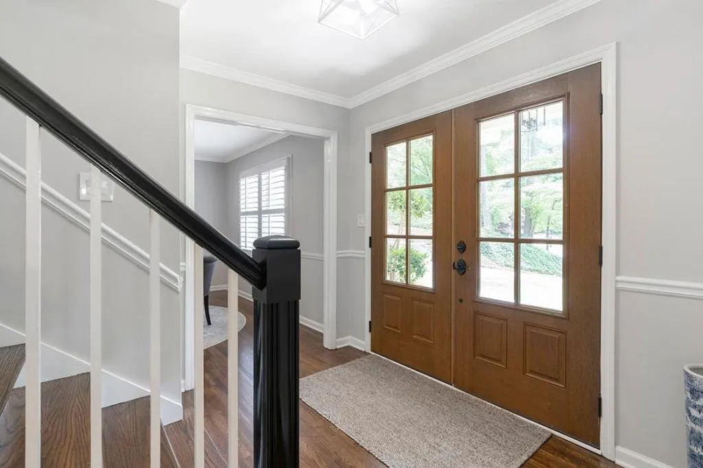 215 River Springs Drive, Sandy Springs, Georgia 30328, 5 Bedrooms Bedrooms, ,3 BathroomsBathrooms,Residential,Sold,215 River Springs Drive,7051248