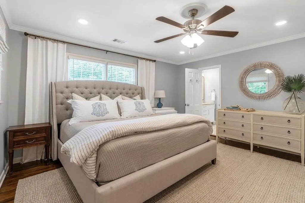 215 River Springs Drive, Sandy Springs, Georgia 30328, 5 Bedrooms Bedrooms, ,3 BathroomsBathrooms,Residential,Sold,215 River Springs Drive,7051248