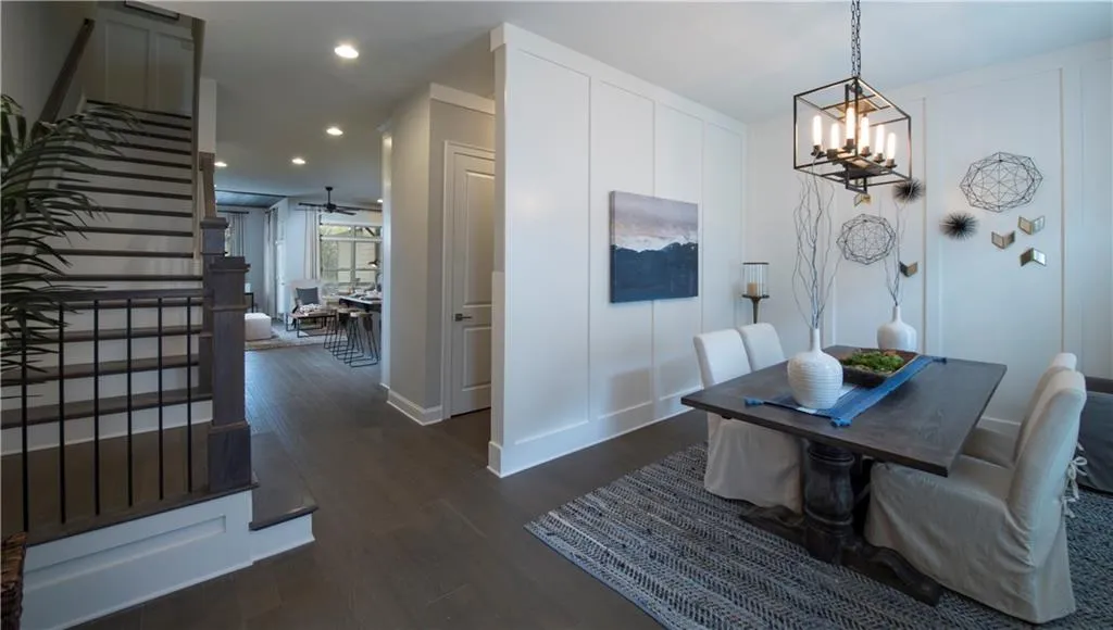 4203 Deming Circle Unit 82, Sandy Springs, Georgia 30342, 2 Bedrooms Bedrooms, ,2 BathroomsBathrooms,Residential,Sold,4203 Deming Circle Unit 82,6547281
