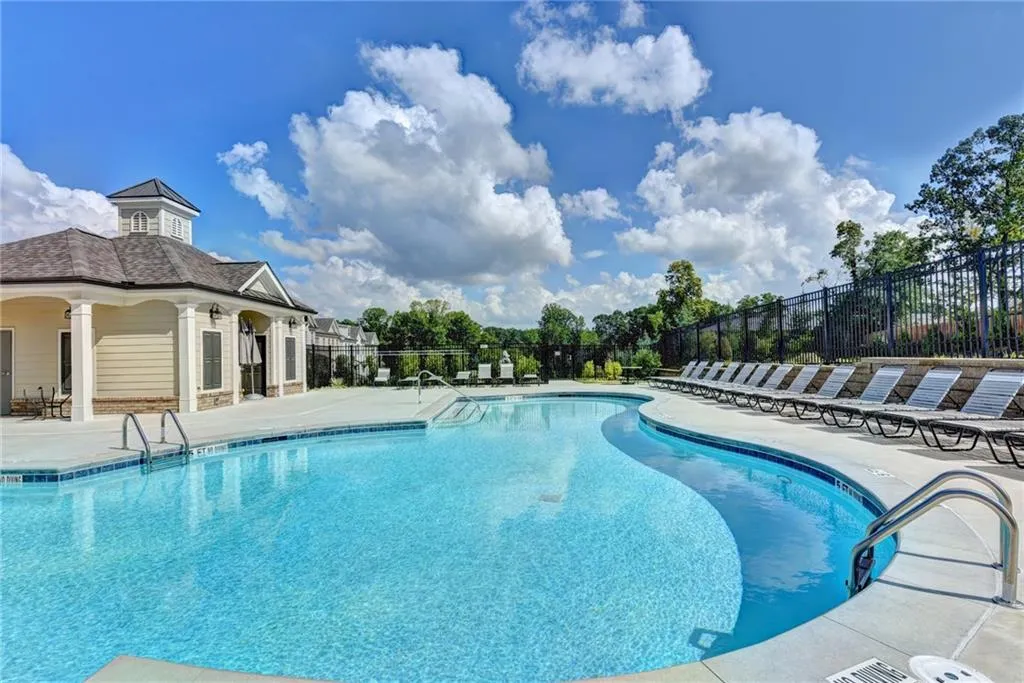 4203 Deming Circle Unit 82, Sandy Springs, Georgia 30342, 2 Bedrooms Bedrooms, ,2 BathroomsBathrooms,Residential,Sold,4203 Deming Circle Unit 82,6547281