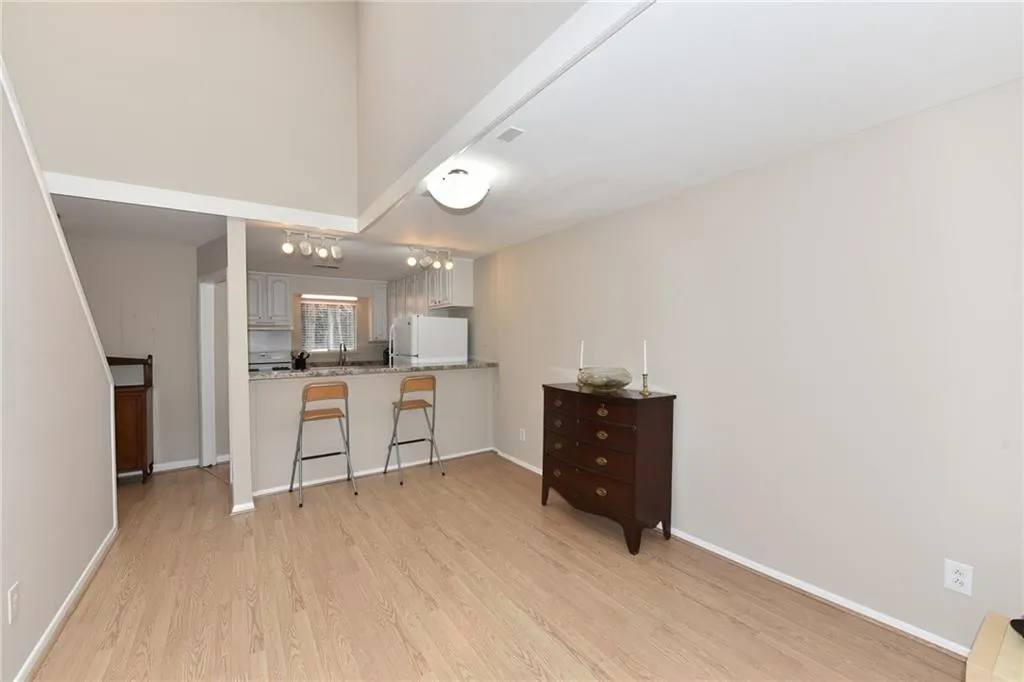 346 Carpenter Drive Unit 85, Atlanta, Georgia 30328, 2 Bedrooms Bedrooms, ,1 BathroomBathrooms,Residential,Sold,346 Carpenter Drive Unit 85,5961813
