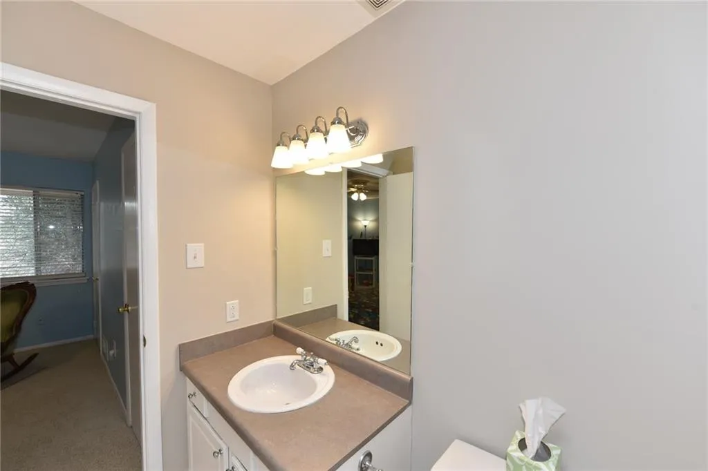 346 Carpenter Drive Unit 85, Atlanta, Georgia 30328, 2 Bedrooms Bedrooms, ,1 BathroomBathrooms,Residential,Sold,346 Carpenter Drive Unit 85,5961813
