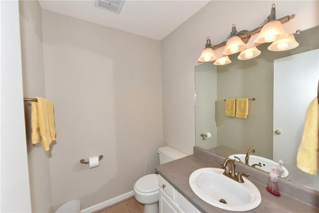 346 Carpenter Drive Unit 85, Atlanta, Georgia 30328, 2 Bedrooms Bedrooms, ,1 BathroomBathrooms,Residential,Sold,346 Carpenter Drive Unit 85,5961813