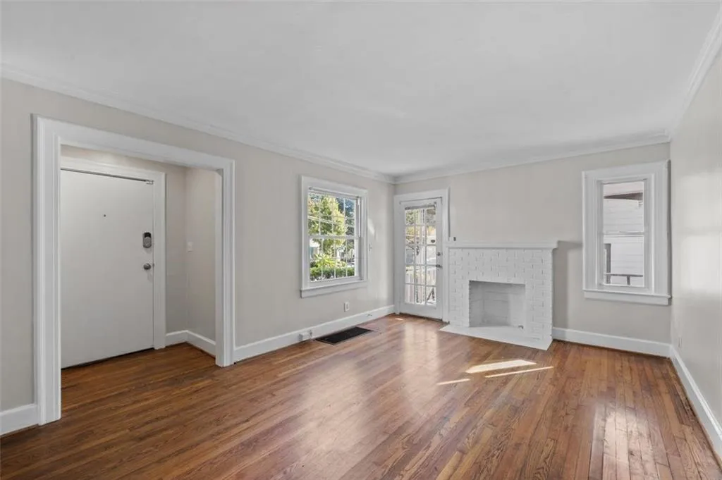 800 Berkeley Avenue Nw, Atlanta, Georgia 30318, 2 Bedrooms Bedrooms, ,1 BathroomBathrooms,Residential,For Sale,800 Berkeley Avenue Nw,7663233