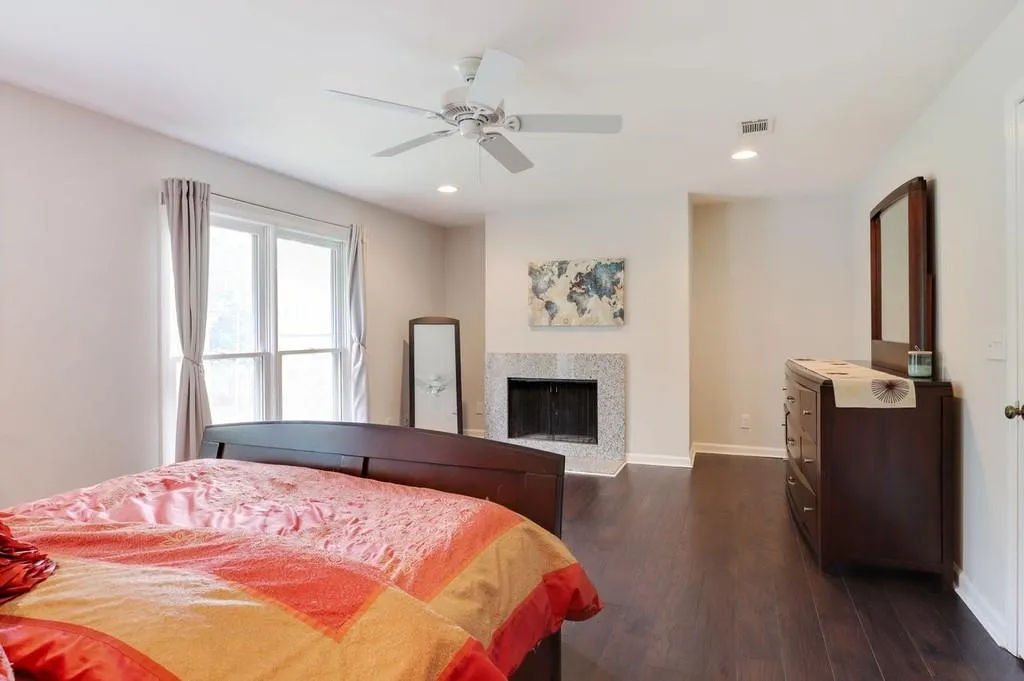 201 Brandywine Circle, Sandy Springs, Georgia 30350, 4 Bedrooms Bedrooms, ,3 BathroomsBathrooms,Residential,Sold,201 Brandywine Circle,6727133