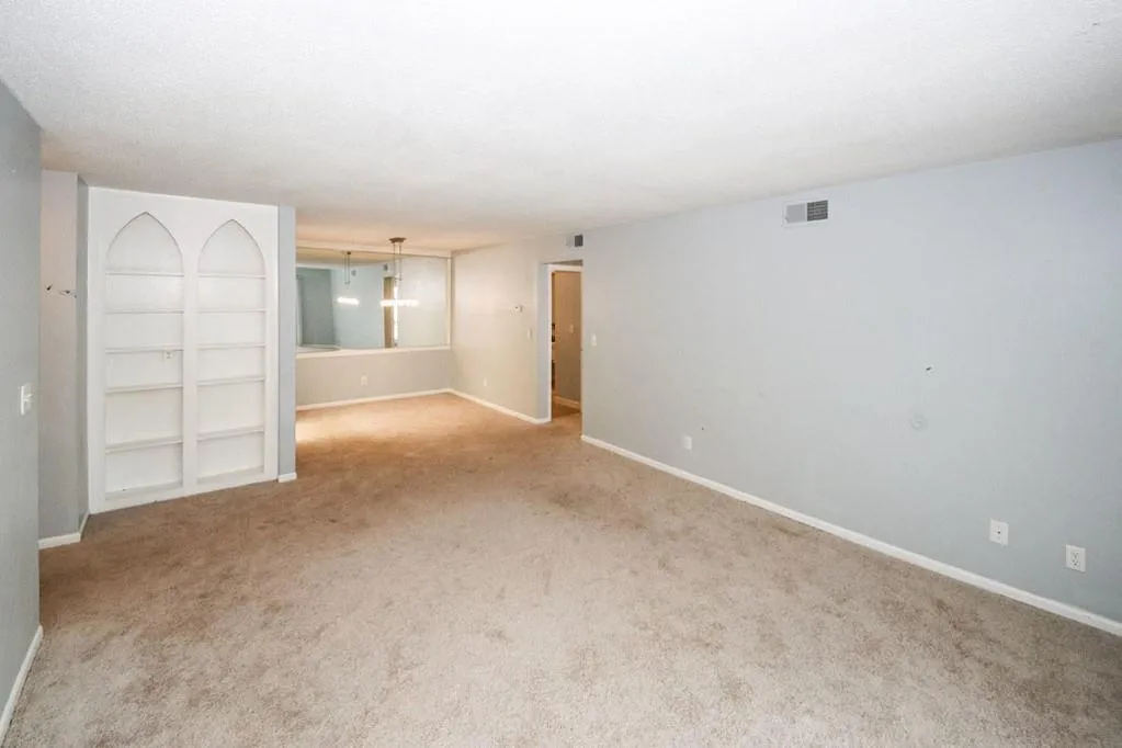 6851 Roswell Road Unit G-7, Atlanta, Georgia 30328, 1 Bedroom Bedrooms, ,1 BathroomBathrooms,Residential,Sold,6851 Roswell Road Unit G-7,6695538