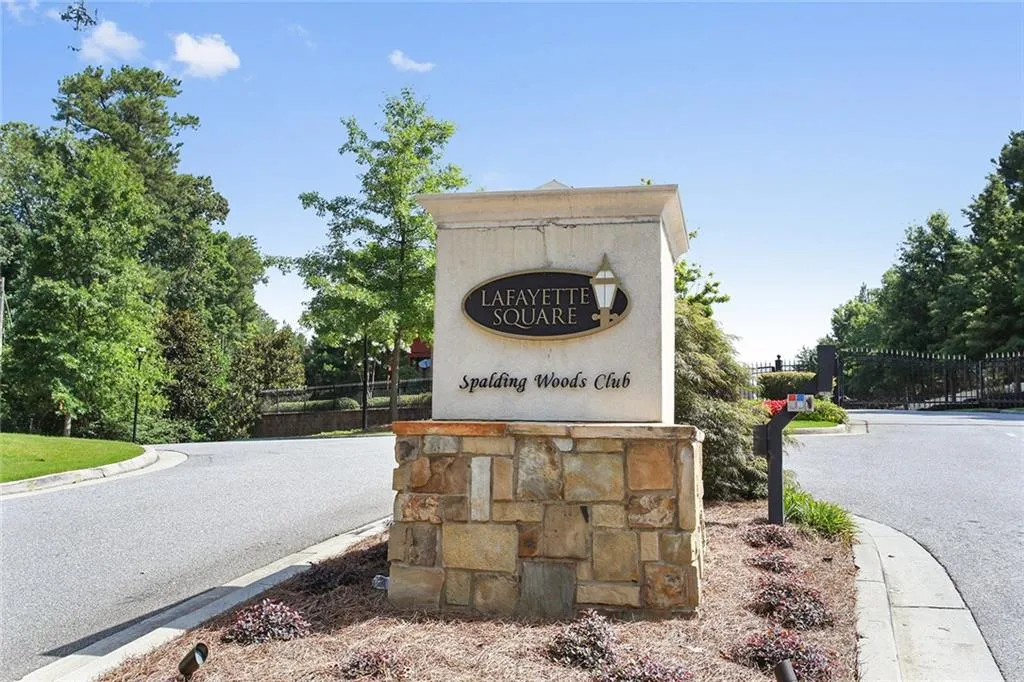 941 Delaronde Court Unit 941, Atlanta, Georgia 30328, 4 Bedrooms Bedrooms, ,3 BathroomsBathrooms,Residential,Sold,941 Delaronde Court Unit 941,5743527