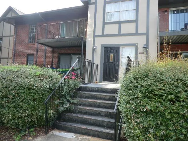 6851 Roswell Road Ne Unit J21, Sandy Springs, Georgia 30328, 1 Bedroom Bedrooms, ,1 BathroomBathrooms,Residential,Sold,6851 Roswell Road Ne Unit J21,6908718