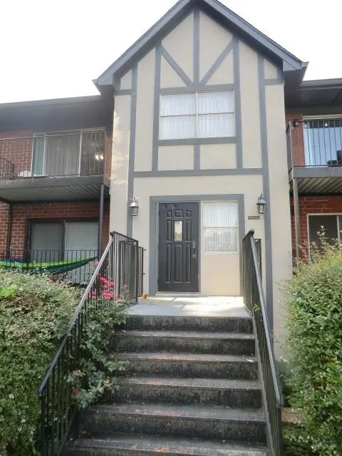 6851 Roswell Road Ne Unit J21, Sandy Springs, Georgia 30328, 1 Bedroom Bedrooms, ,1 BathroomBathrooms,Residential,Sold,6851 Roswell Road Ne Unit J21,6908718