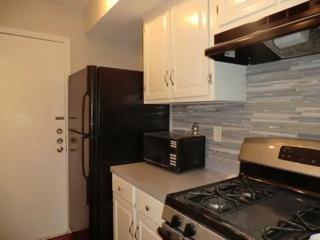6851 Roswell Road Ne Unit J21, Sandy Springs, Georgia 30328, 1 Bedroom Bedrooms, ,1 BathroomBathrooms,Residential,Sold,6851 Roswell Road Ne Unit J21,6908718