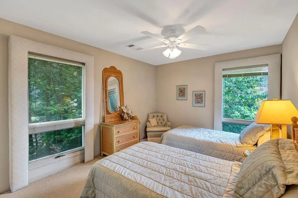 255 River North Drive, Sandy Springs, Georgia 30328, 3 Bedrooms Bedrooms, ,3 BathroomsBathrooms,Residential,Sold,255 River North Drive,7235394