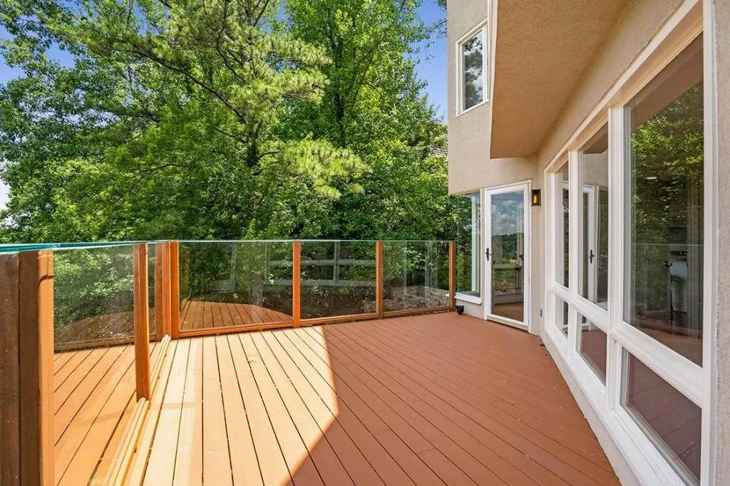 255 River North Drive, Sandy Springs, Georgia 30328, 3 Bedrooms Bedrooms, ,3 BathroomsBathrooms,Residential,Sold,255 River North Drive,7235394