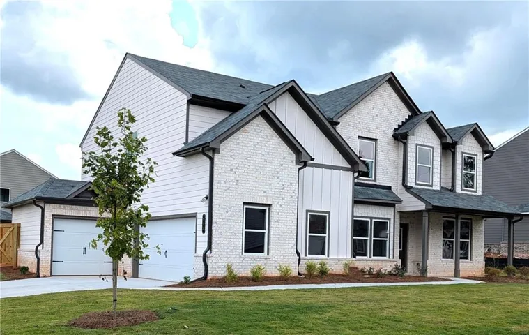 735 Rodeo Drive, Auburn, Georgia 30011