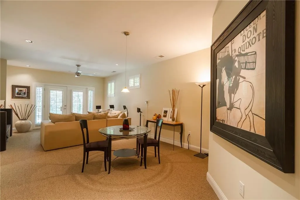 5405 Glenridge Hill Ne, Atlanta, Georgia 30342, 4 Bedrooms Bedrooms, ,4 BathroomsBathrooms,Residential,Sold,5405 Glenridge Hill Ne,5847287