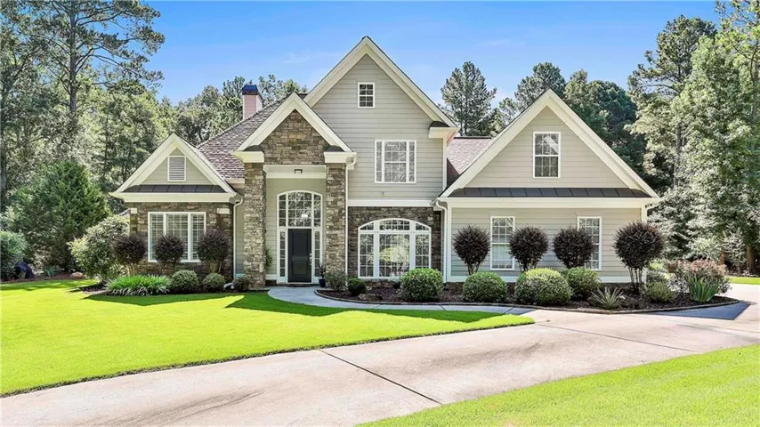 681 Ellison Rd, Tyrone, Georgia 30290