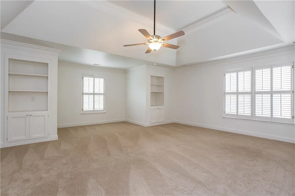 200 Grogans Landing, Sandy Springs, Georgia 30350, 5 Bedrooms Bedrooms, ,4 BathroomsBathrooms,Residential,Sold,200 Grogans Landing,5868141