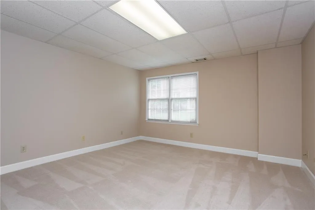 200 Grogans Landing, Sandy Springs, Georgia 30350, 5 Bedrooms Bedrooms, ,4 BathroomsBathrooms,Residential,Sold,200 Grogans Landing,5868141