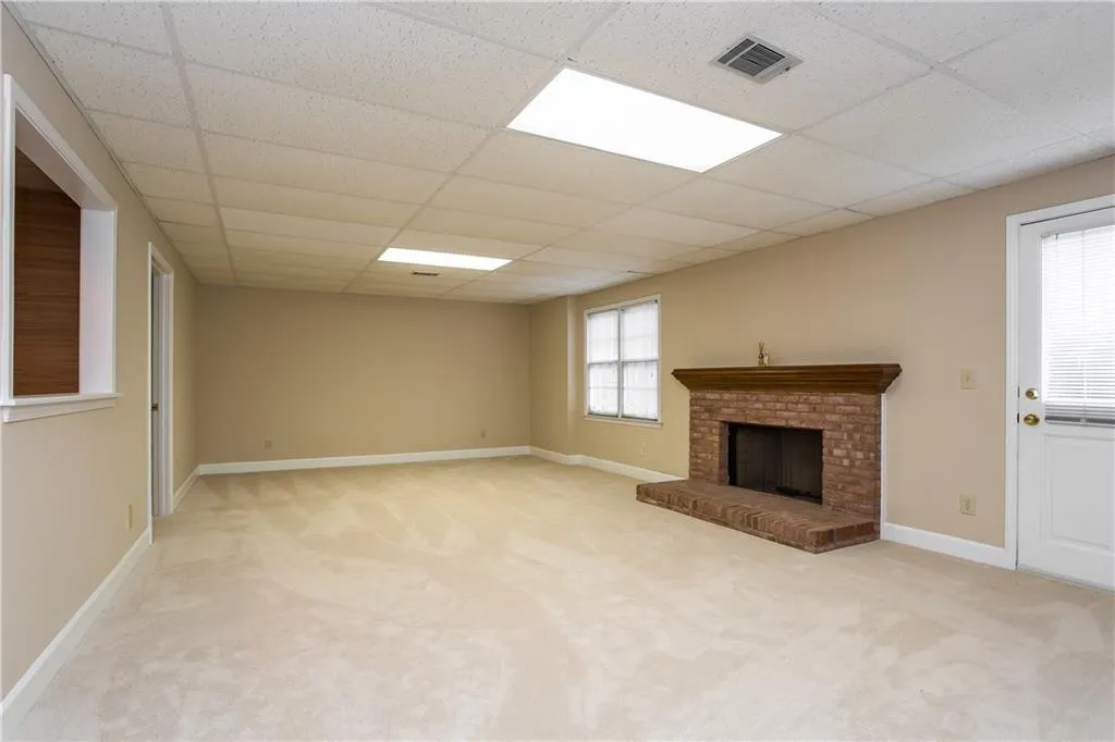 200 Grogans Landing, Sandy Springs, Georgia 30350, 5 Bedrooms Bedrooms, ,4 BathroomsBathrooms,Residential,Sold,200 Grogans Landing,5868141