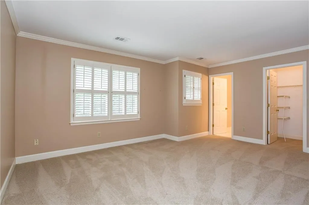 200 Grogans Landing, Sandy Springs, Georgia 30350, 5 Bedrooms Bedrooms, ,4 BathroomsBathrooms,Residential,Sold,200 Grogans Landing,5868141