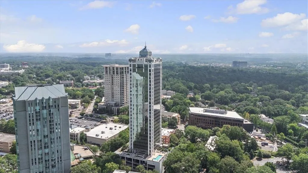 2828 Peachtree Road Nw Unit 1002, Atlanta, Georgia 30305, 2 Bedrooms Bedrooms, 0 ,2 BathroomsBathrooms,Residential,For Sale,2828 Peachtree Road Nw Unit 1002,7829853