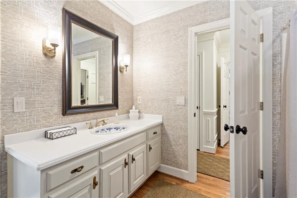 1585 Bakers Glen Drive, Sandy Springs, Georgia 30350, 5 Bedrooms Bedrooms, ,5 BathroomsBathrooms,Residential,Sold,1585 Bakers Glen Drive,6910991