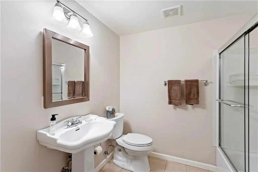 1585 Bakers Glen Drive, Sandy Springs, Georgia 30350, 5 Bedrooms Bedrooms, ,5 BathroomsBathrooms,Residential,Sold,1585 Bakers Glen Drive,6910991