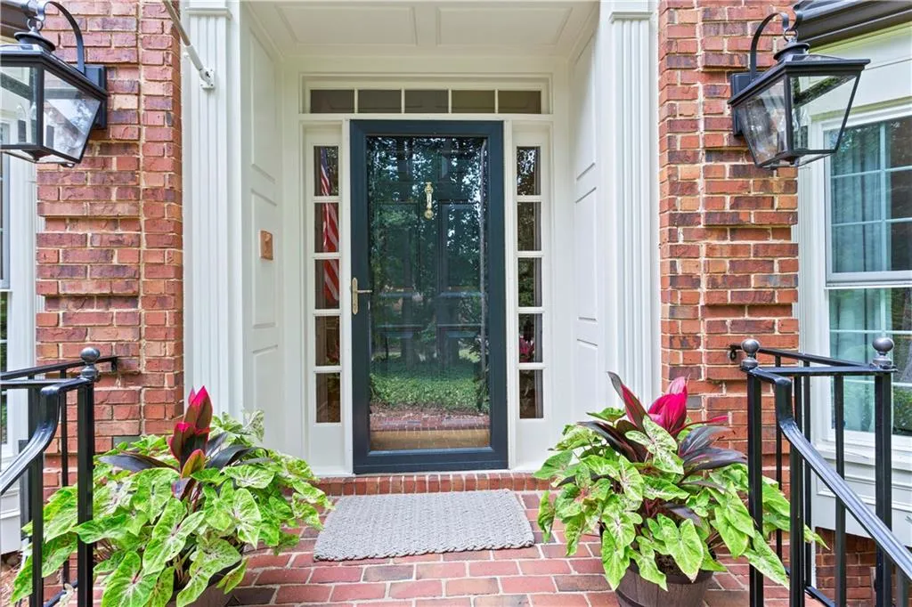 1585 Bakers Glen Drive, Sandy Springs, Georgia 30350, 5 Bedrooms Bedrooms, ,5 BathroomsBathrooms,Residential,Sold,1585 Bakers Glen Drive,6910991