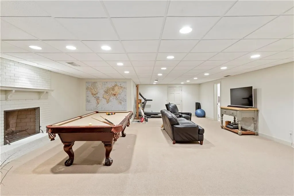 1585 Bakers Glen Drive, Sandy Springs, Georgia 30350, 5 Bedrooms Bedrooms, ,5 BathroomsBathrooms,Residential,Sold,1585 Bakers Glen Drive,6910991