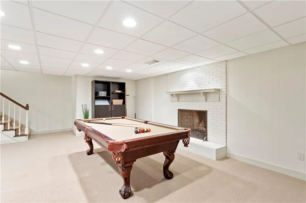 1585 Bakers Glen Drive, Sandy Springs, Georgia 30350, 5 Bedrooms Bedrooms, ,5 BathroomsBathrooms,Residential,Sold,1585 Bakers Glen Drive,6910991